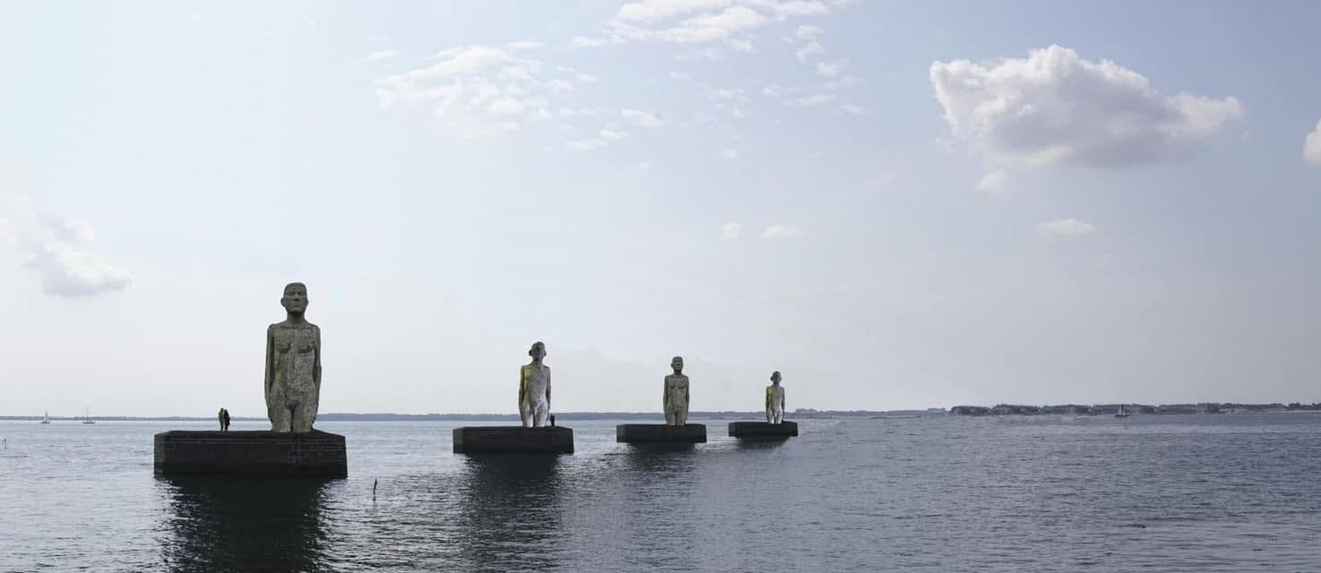 De Rejsende – monumental sculptures by the Storstrøm